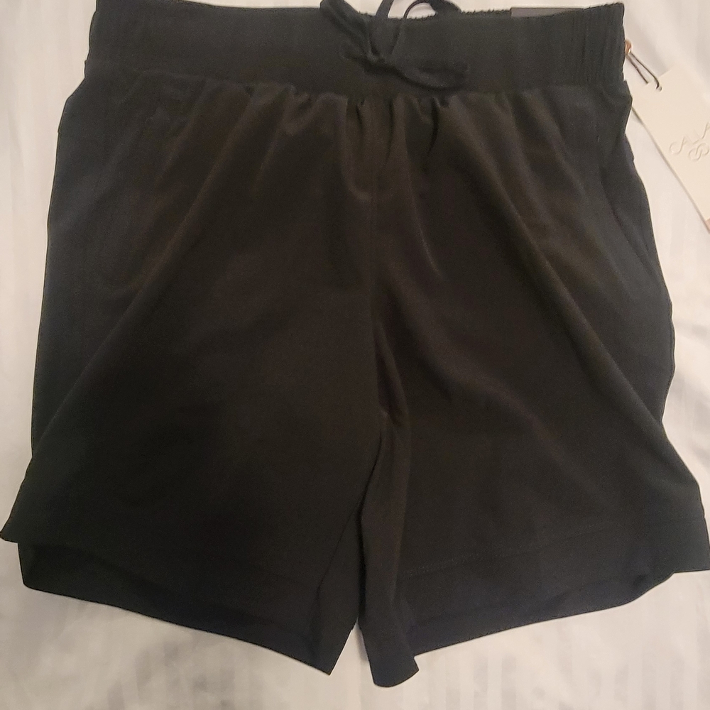 Journee Collection Black Mid Rise Shorts